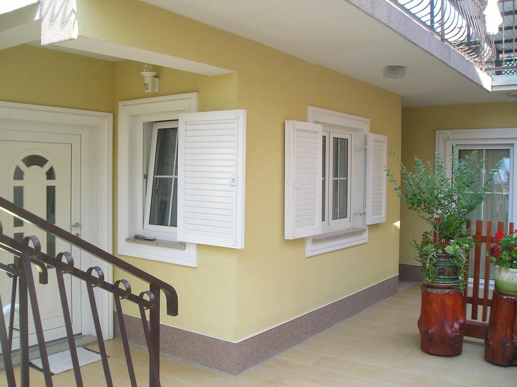 Family Apartments Ankica Crikvenica Szoba fotó
