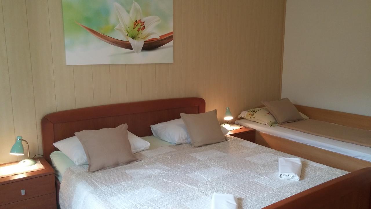 Family Apartments Ankica Crikvenica Kültér fotó